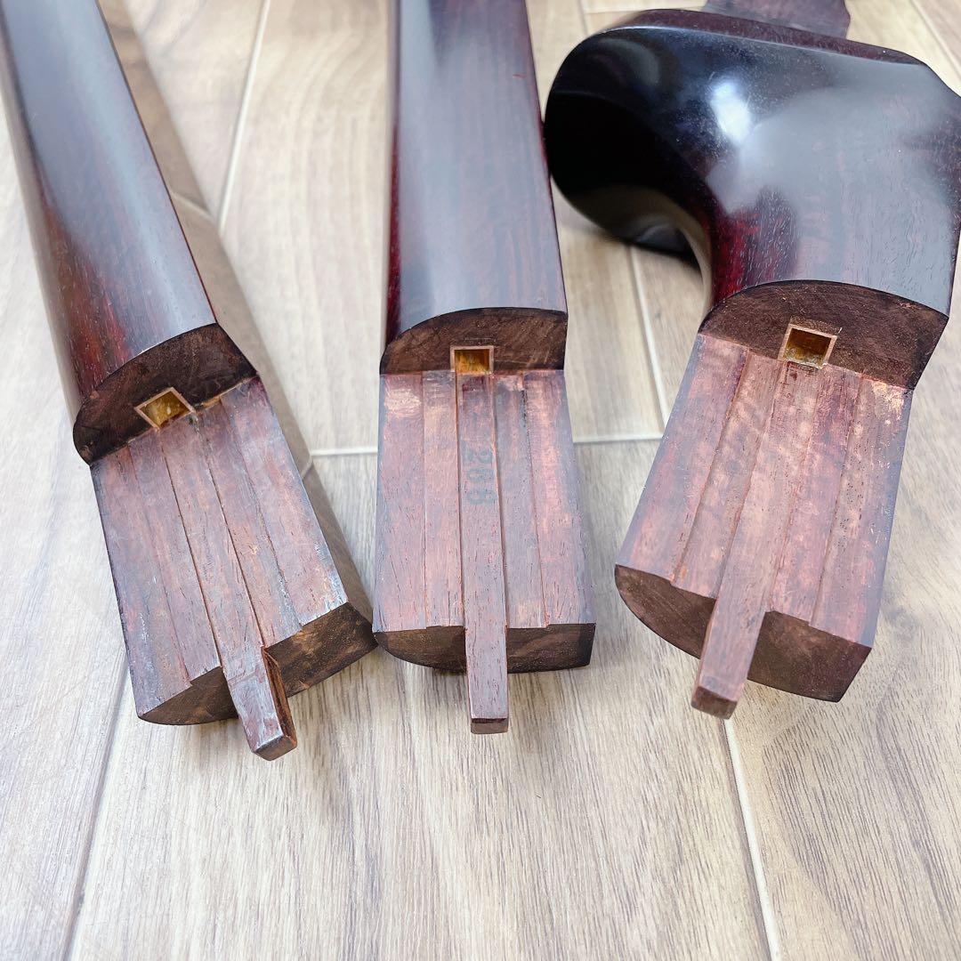 津軽三味線 太棹 段違い二本溝 東さわり トチ紅木 綾杉彫り