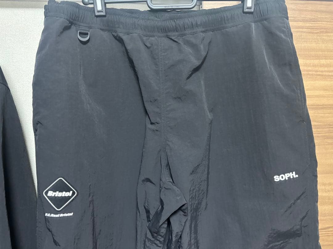 FCRB 25aw NYLON HOODED BLOUSON EASY XL 黒