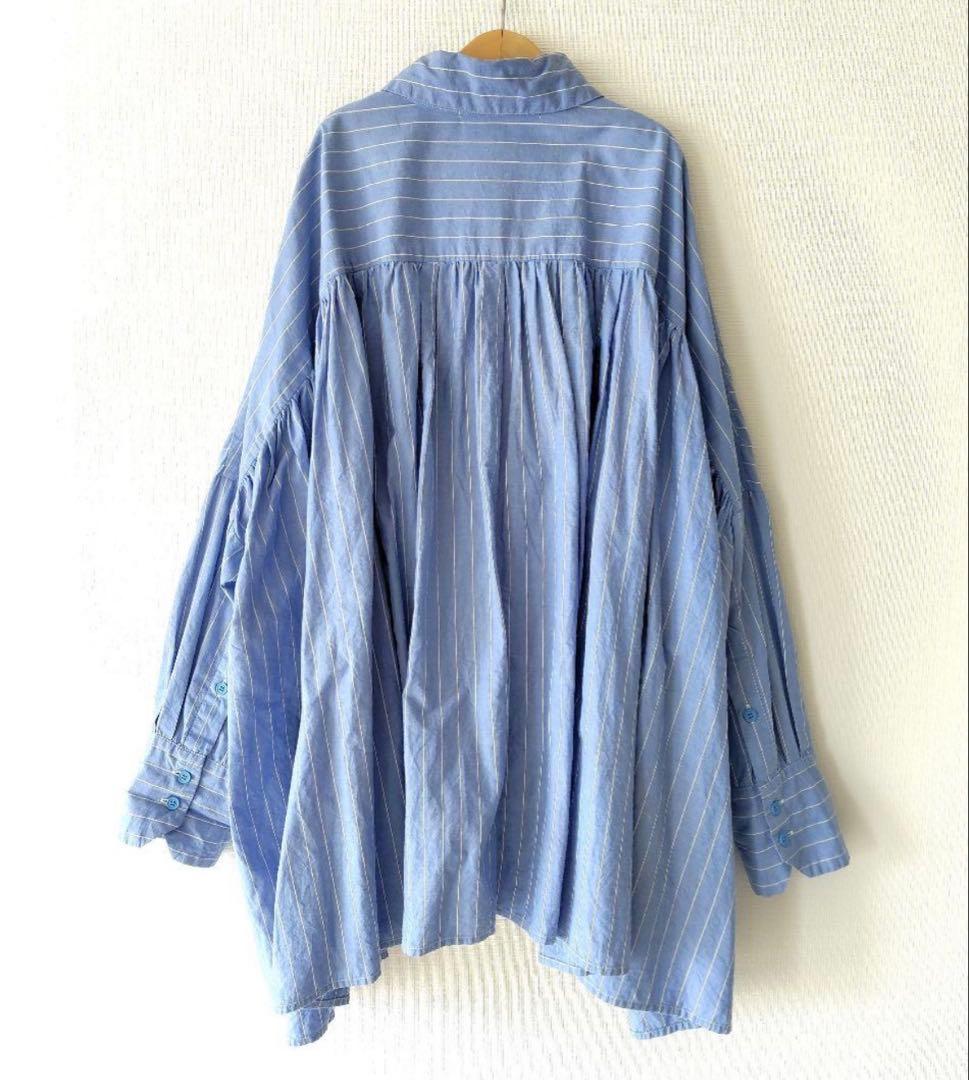 美品 Veritecoeur バックギャザーシャツ VC-2419