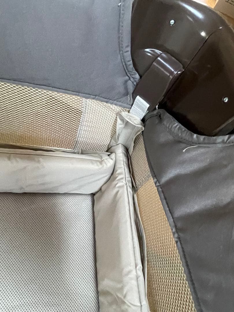 (非喫煙者 ペット無し)Apricaココネルエアー ベビーベッド サークルココア