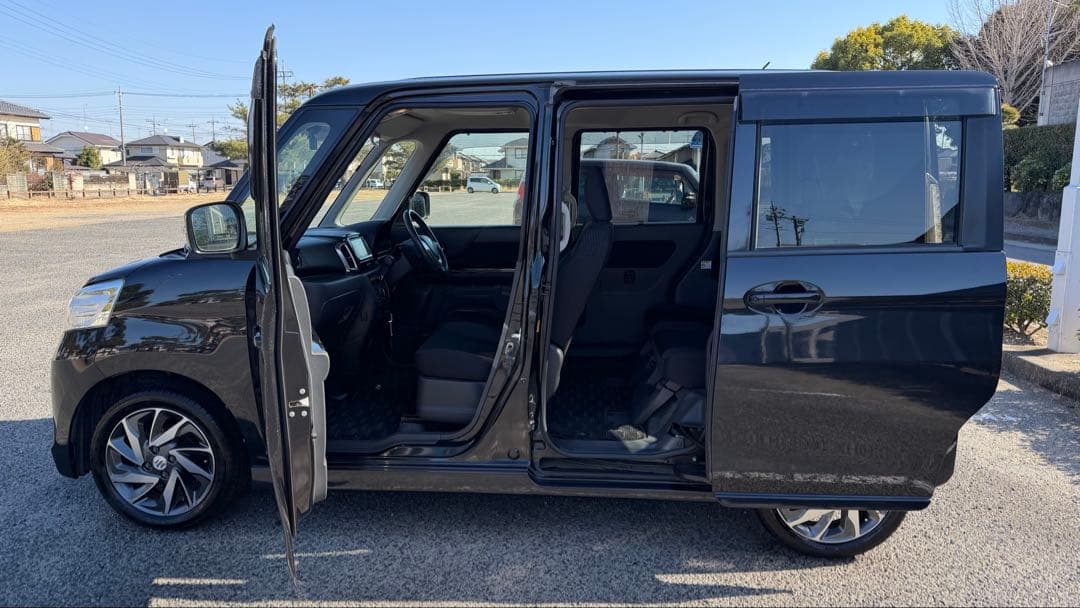 スズキスペーシアカスタム⭐️ターボ4WD⭐️車検2年付き‼️綺麗‼️