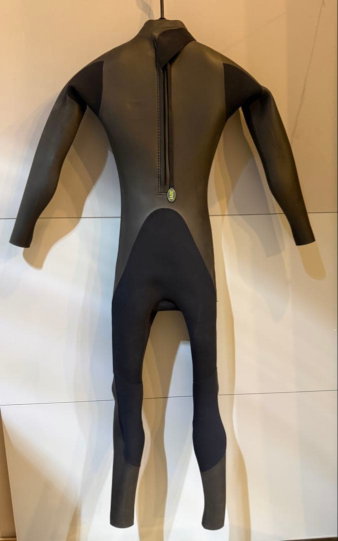 DOVE 3mmウエットスーツ