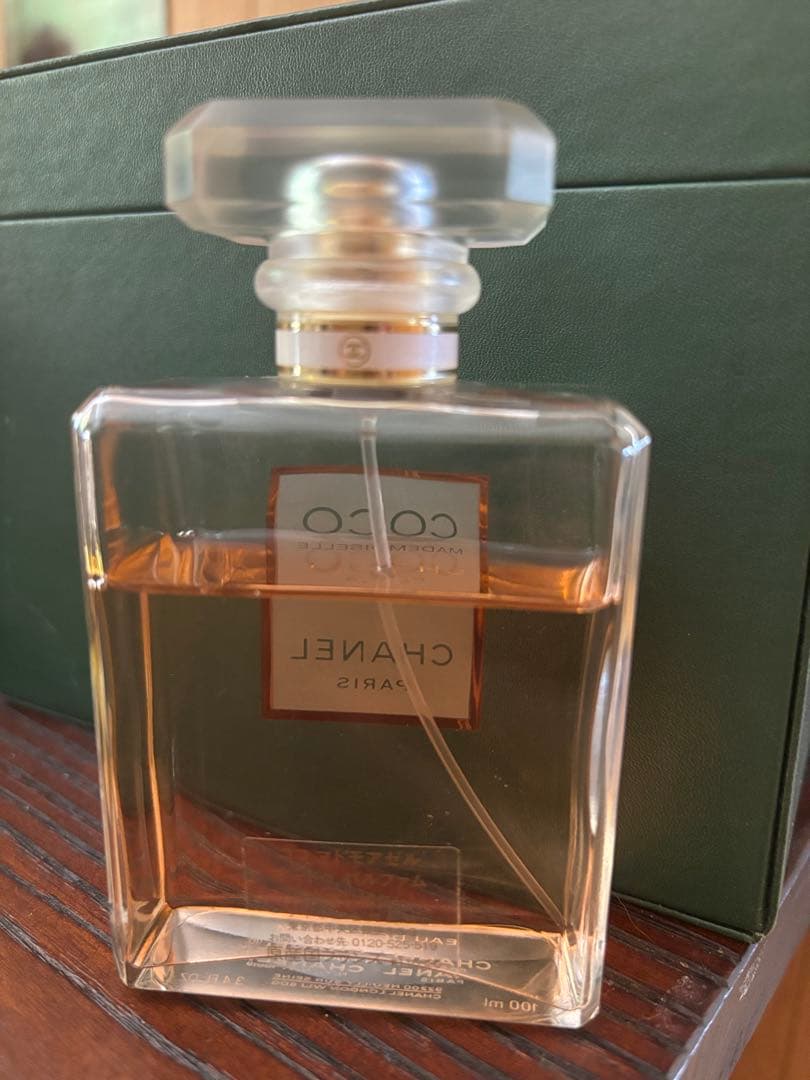 ココ　マドモアゼル　シャネル香水