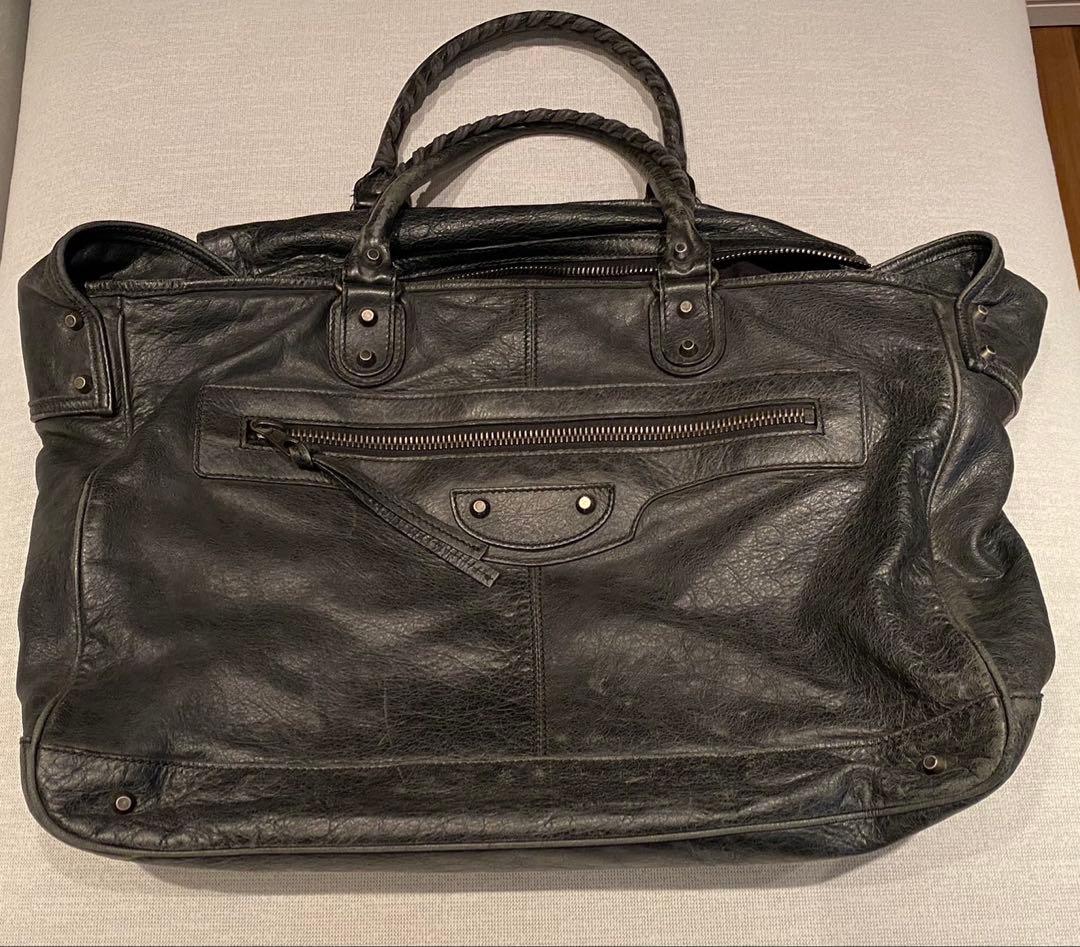 バレンシアガ　ブラックレザーショルダーバッグ