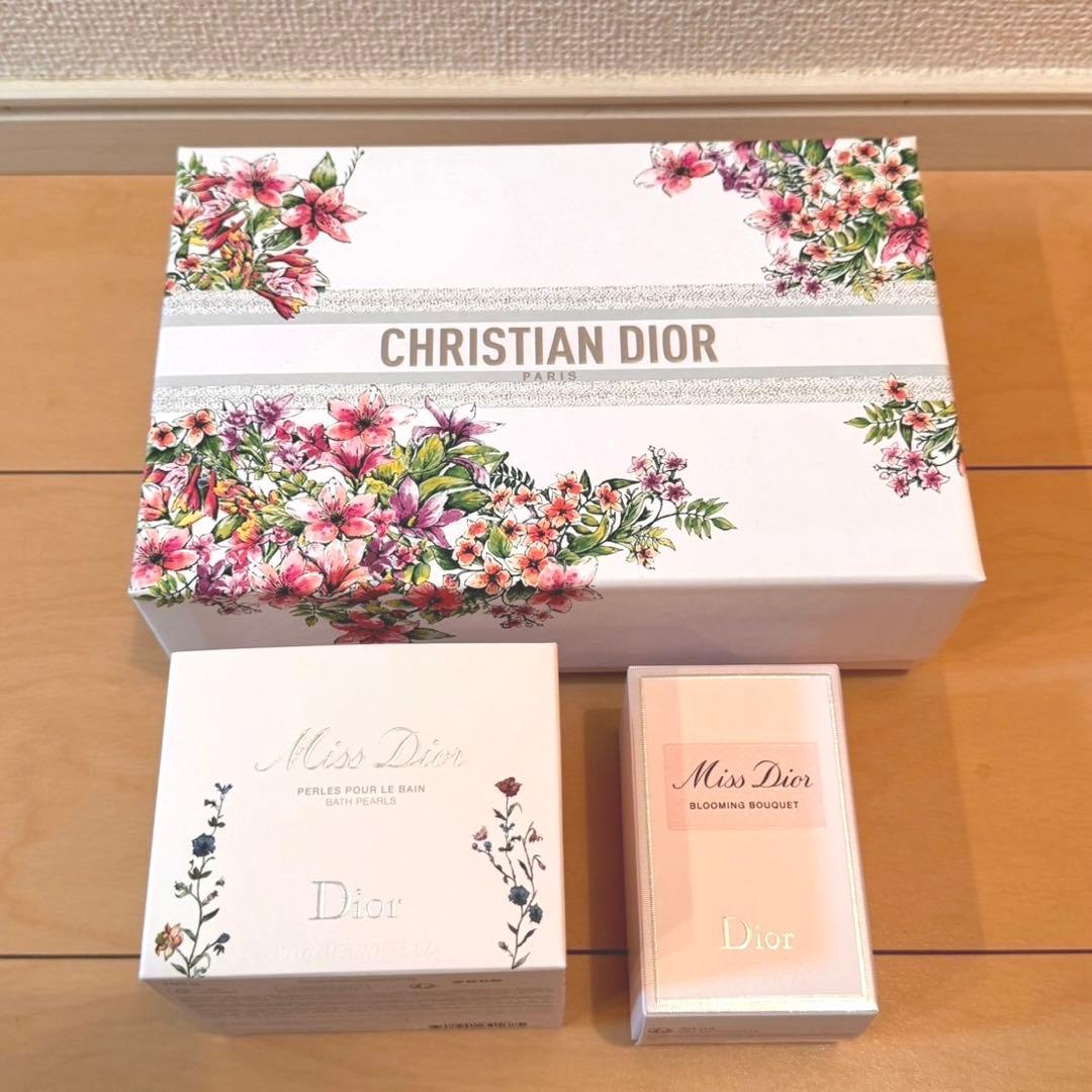 ディオール　ミスディオールブルーミングブーケ　バスパール