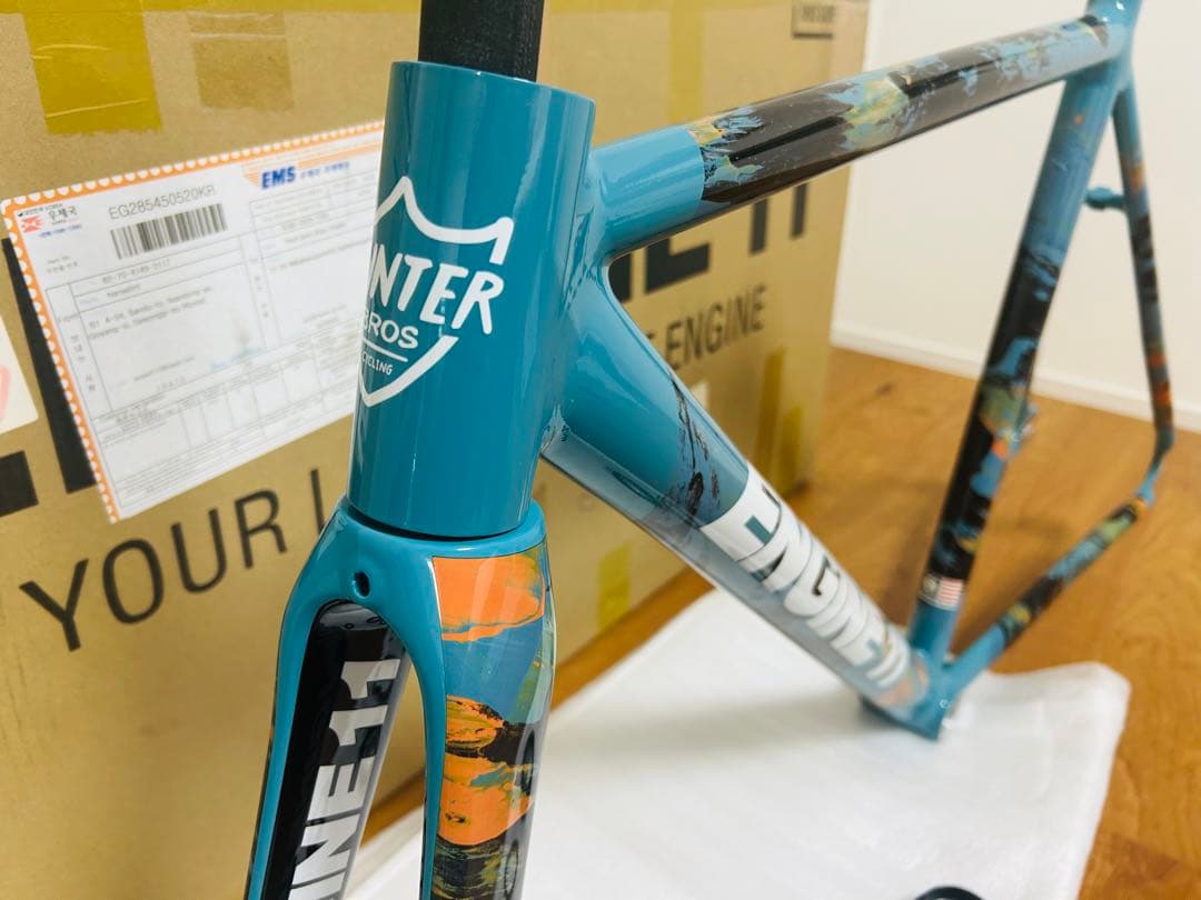 ENGINE11 フレーム -CRITD HUNTER BROS-