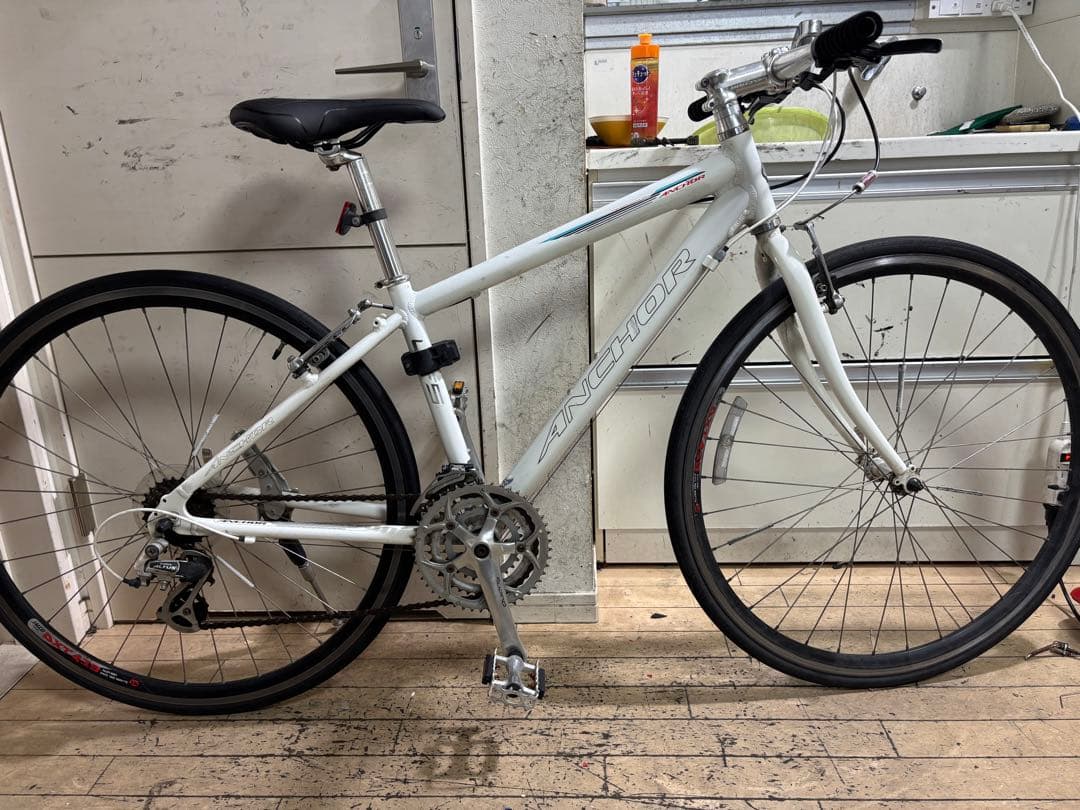 ANCHOR LFS アンカークロスバイク ホワイト 700C