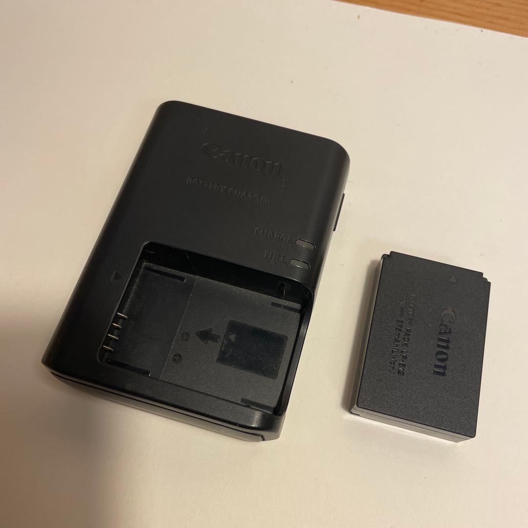 Canon EOS M ダブルレンズキット 中古品 一眼 カメラ ミラーレス