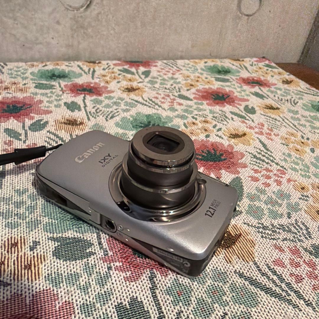 Canon IXY930 IS シルバー 動作確認済
