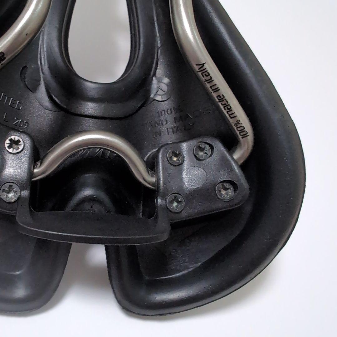 SELLE SMP HELL サドル 黒