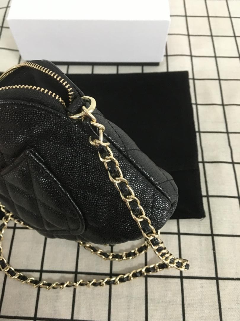 箱付き！キルティング ショルダーバッグ /ブラック