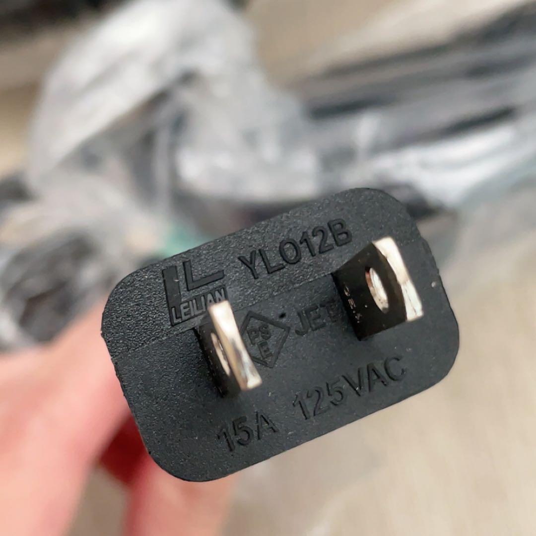 スチームクリーナー リンサークリーナー 布製品洗浄 絨毯 ソファ 自動洗浄機能