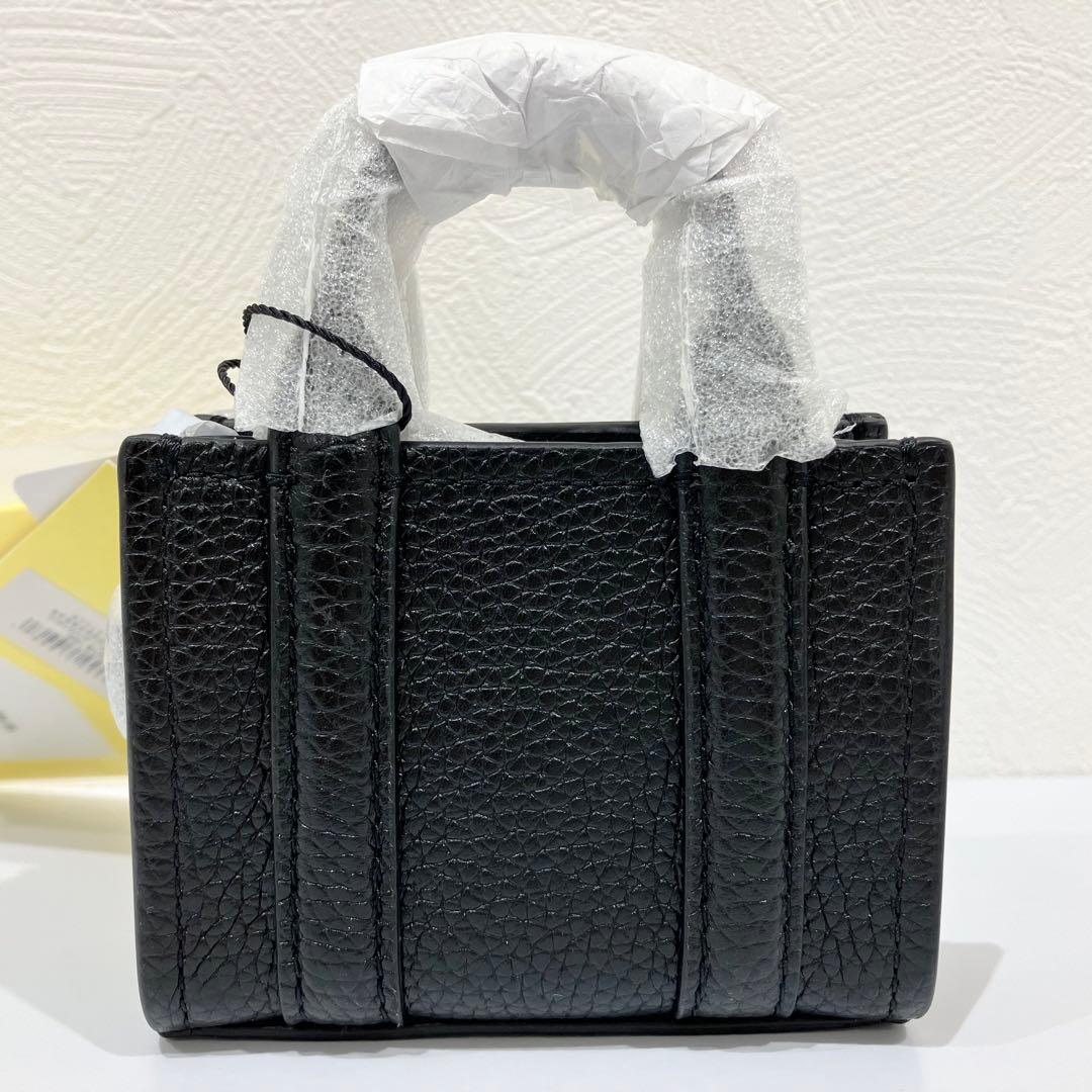 マークジェイコブス Marc Jacobs ミニトートバッグ ブラック チャーム