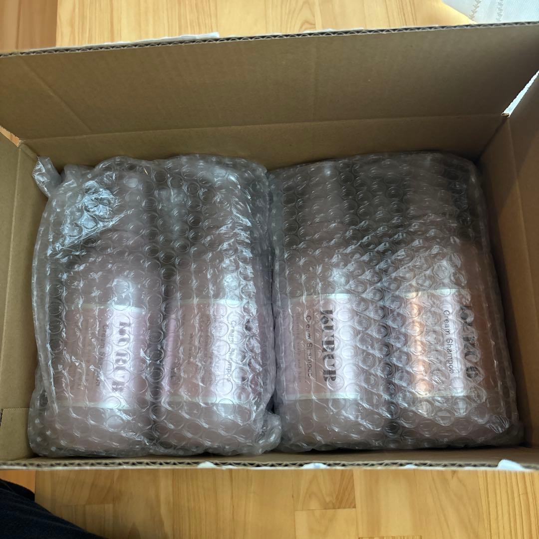 KURUB クリームシャンプー 300ml✖️4本セット