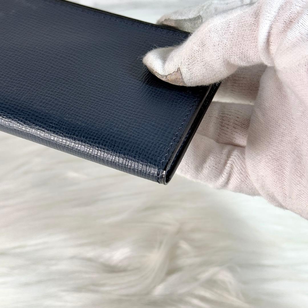 美品 ヴァレクストラ 名刺ケース カードケース ブラック レザー 名刺入れ 黒