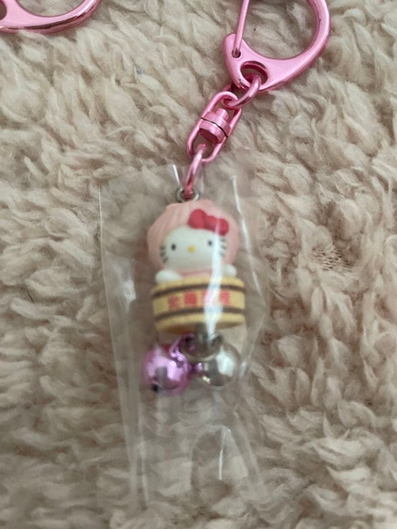 ハローキティ　ご当地キティ北海道限定キーホルダー　6個セット