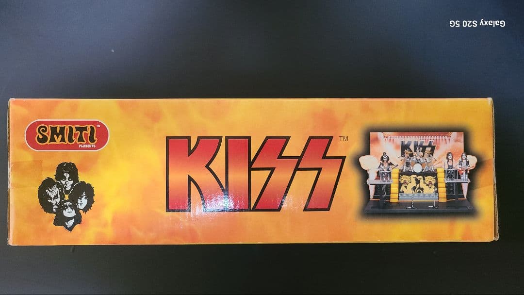 正規品　新品未開封　SMIT KISS フィギュアセット SET