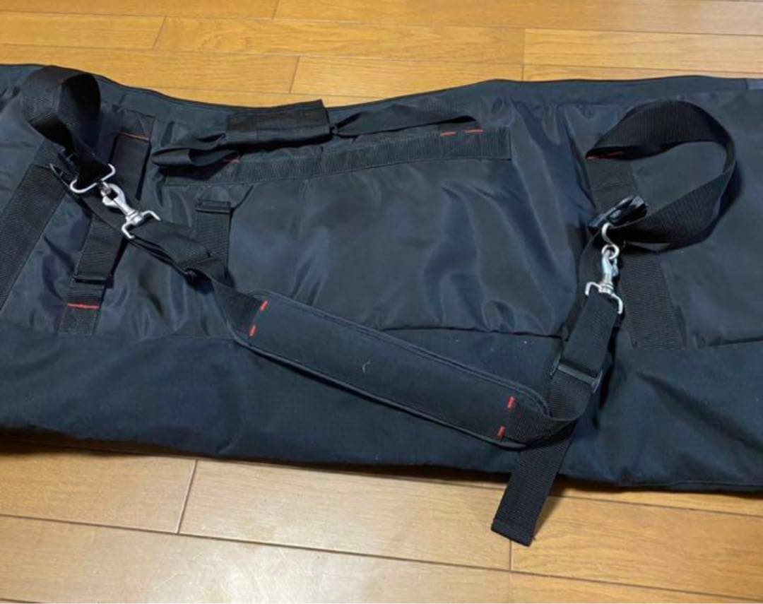 スノーボード　バッグ