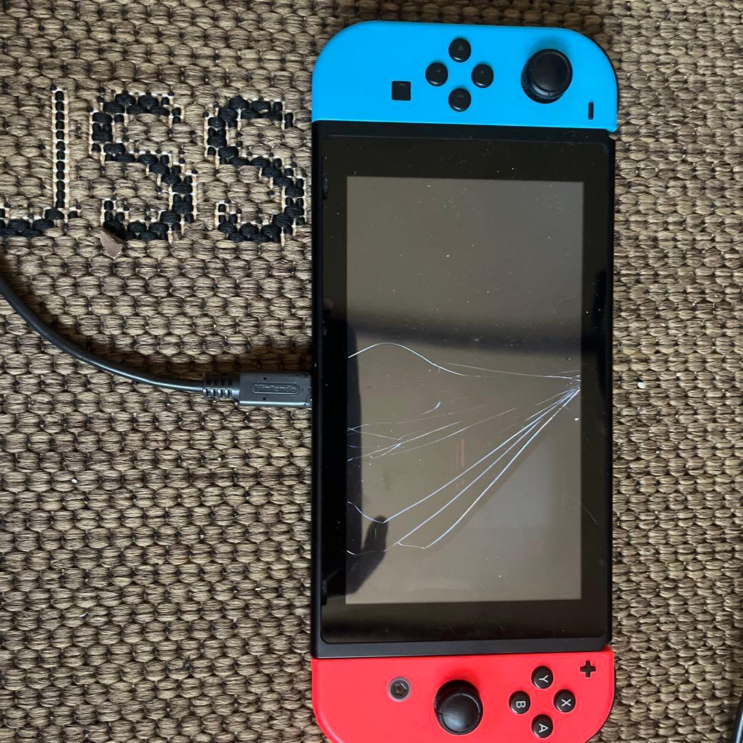 Nintendo Switch 本体 画面ひび割れジャンク品