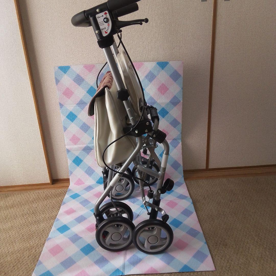 アイルウォークライト