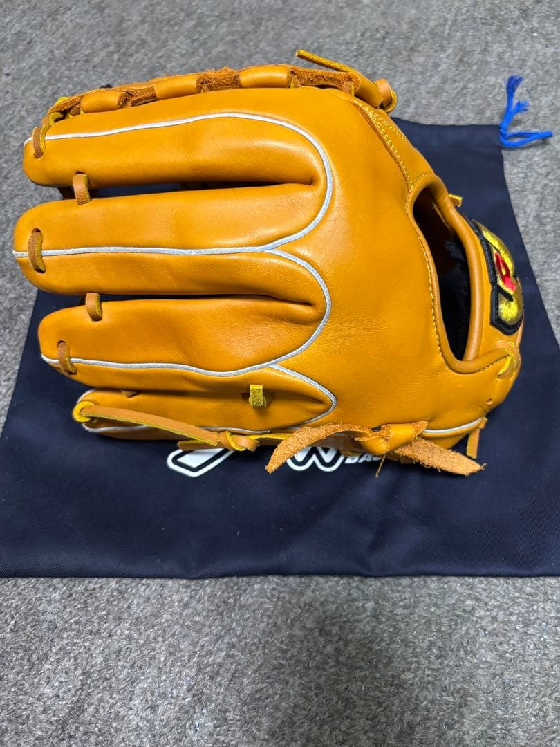 t*6様 本日限定値下げ　ワールドペガサス　桑田モデル　軟式　湯もみ型付け済み