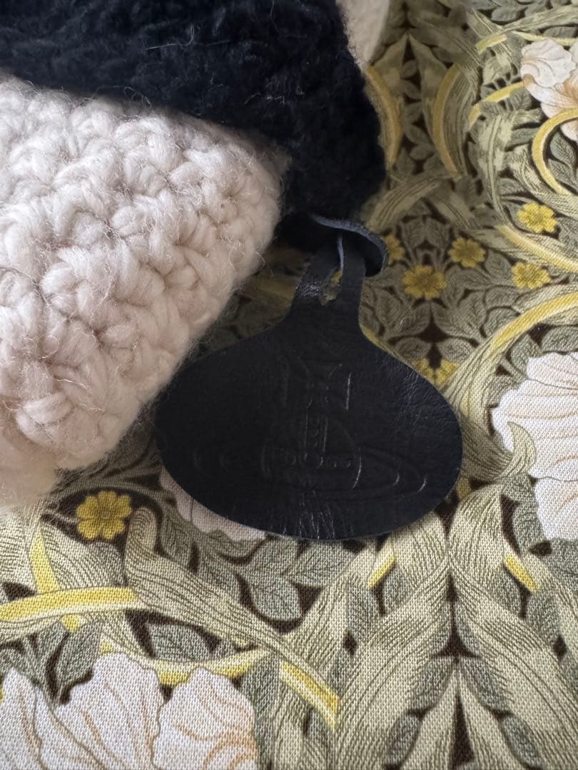 貴重希少ヴィヴィアンウェストウッド ニット帽 マスク付 レザーラベル バイカラー