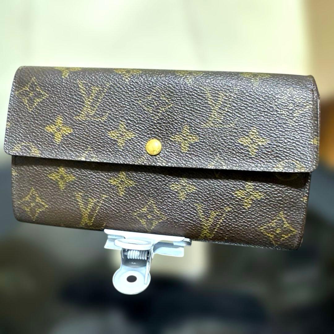 23☆良品☆カード2枚タイプ♪サラ長財布