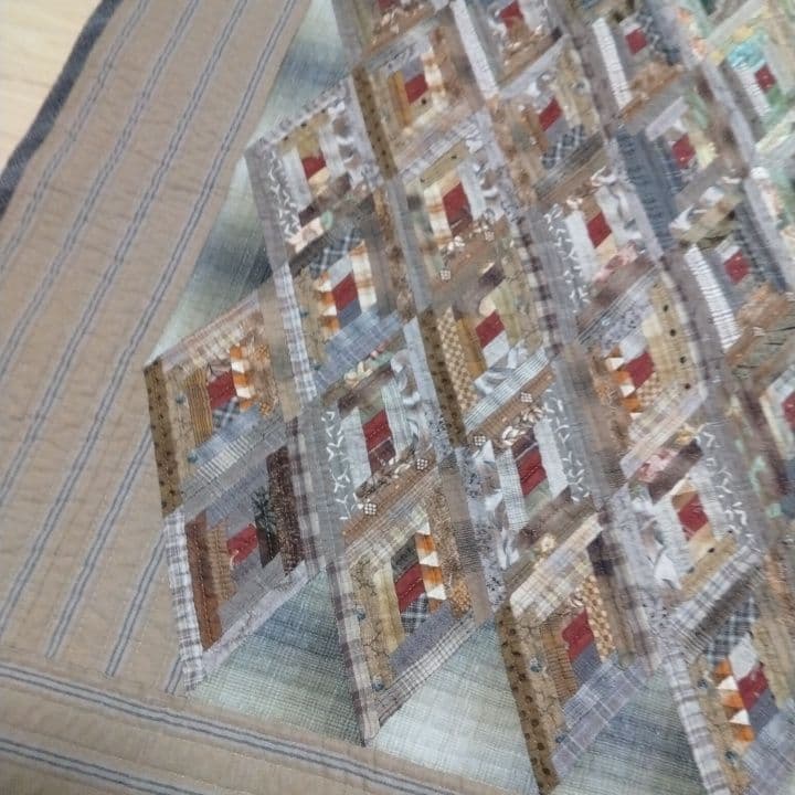 ダイヤモンドパターン パッチワークキルト