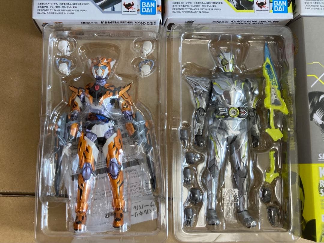 S.H.Figuarts 仮面ライダーゼロワン　6点