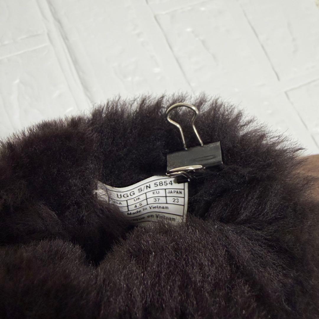 美品　UGG クラシックミニムートンブーツ ブラウン23.0㎝