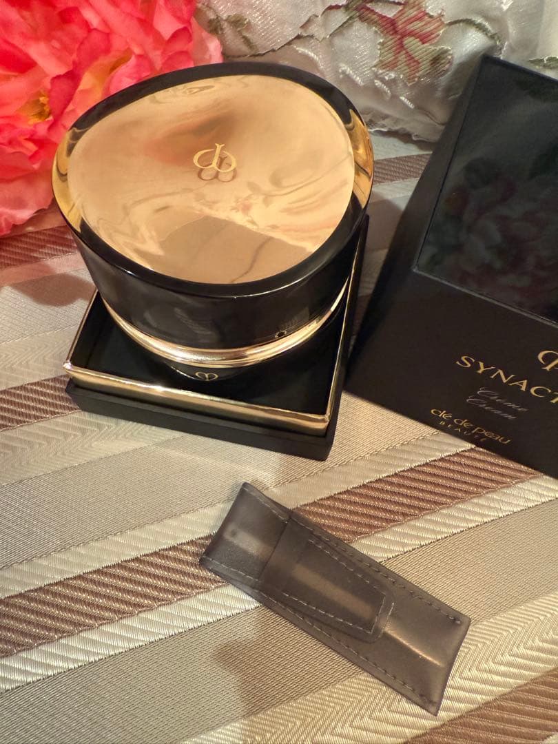 9月購入⭐︎2回使用⭐︎シナクティフクレームn40g１５万4000円残量9.５割以上