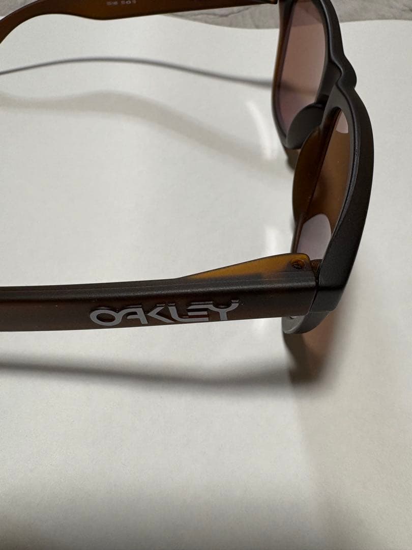 OAKLEY フロッグスキンズ　ブラウン　レンズ交換しています　元レンズ有り