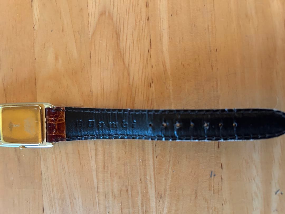 気軽にコメント下さい。値引き対応致します。YSL イヴサンローラン 腕時計