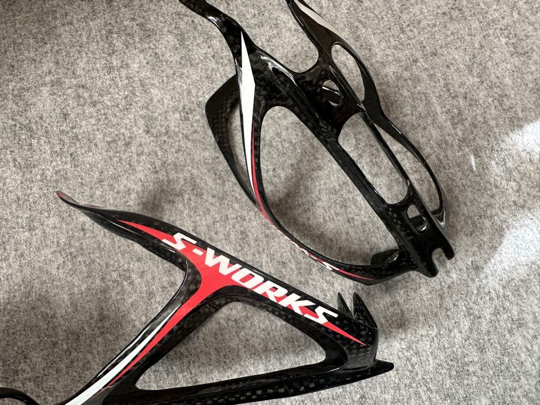 S-works ボトルケージ　ガーボン　レッド