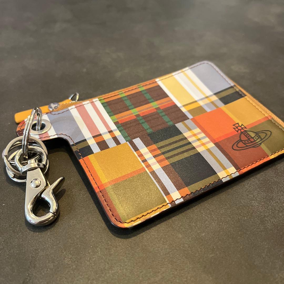 未使用　 VivienneWestwood マドラスチェックファスナー財布