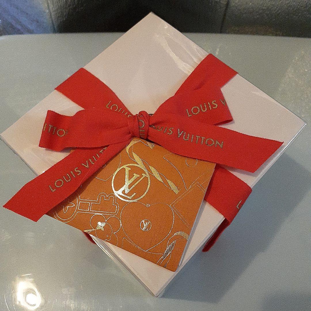 新品　未使用　ルイヴィトン　アロマキャンドル　FEUILLES D'OR