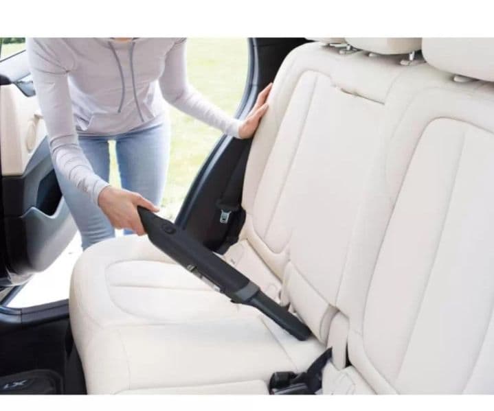 ①SHARK充電式ハンディクリーナー未使用ですが箱にダメージ有り