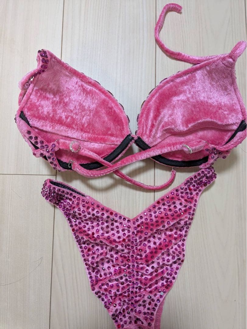 ボディフィットネス用ビキニ