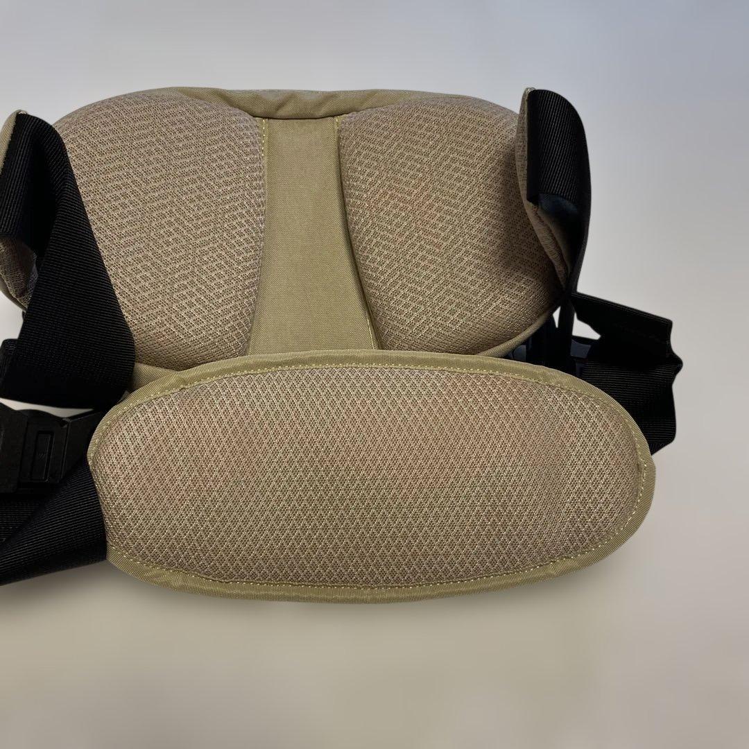 新型　改良版　ハグー Hugoo ヒップシート 抱っこ紐 　ベージュ