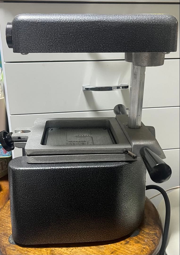 バキュームフォーマー　ヨシダ　歯科技工