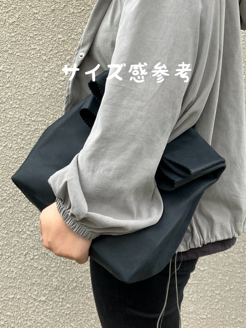 く*⃝様 希少 紙袋ならぬ 革袋 クラッチVer 鹿革 本革 バッグ 手縫いクラ