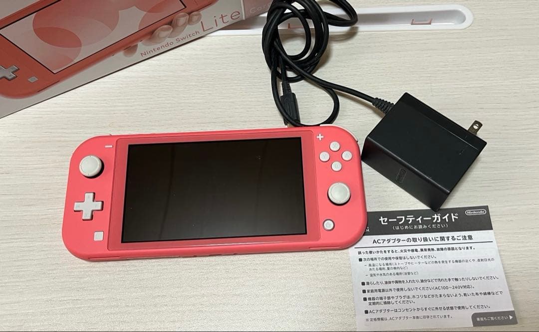 switch light、スイッチライト、コーラルピンク