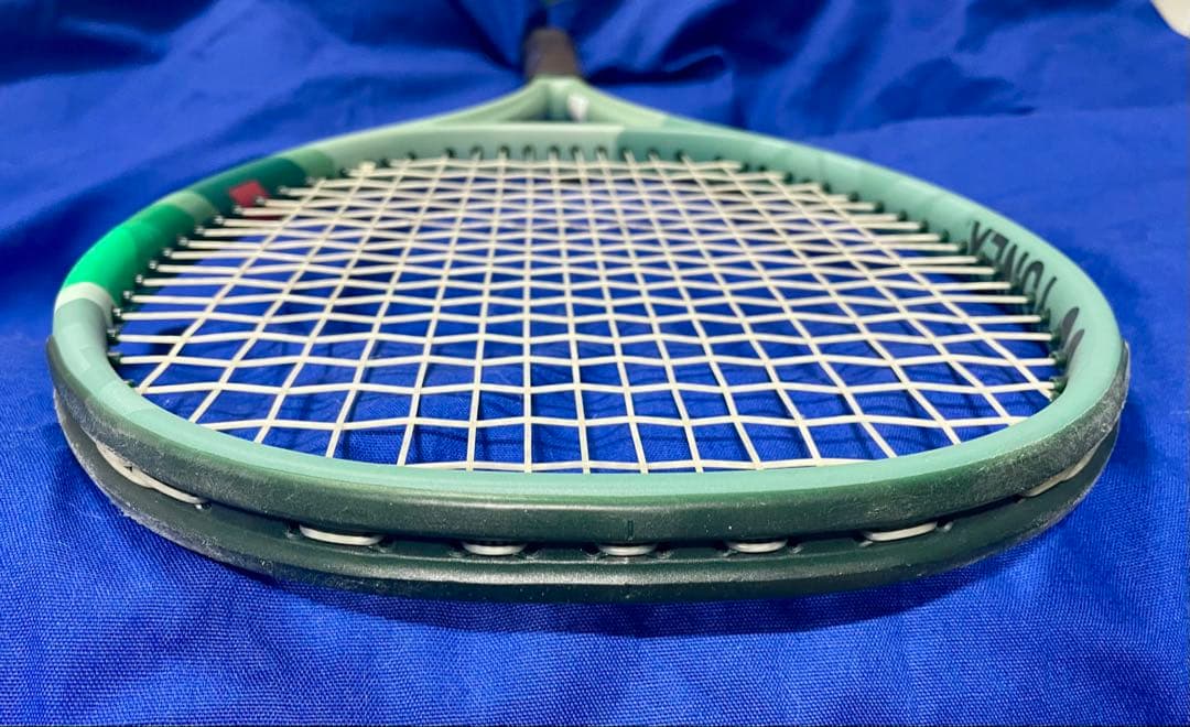 YONEX PERCEPT 100テニスラケット G2