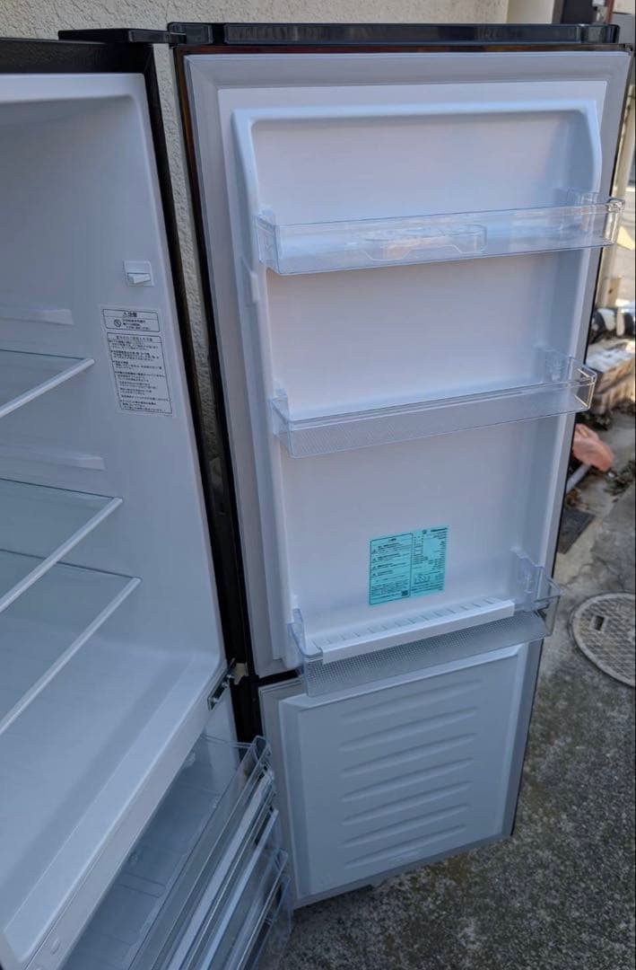 やま　美品 ハイセンス 冷蔵庫 HR-D1701B 175L
