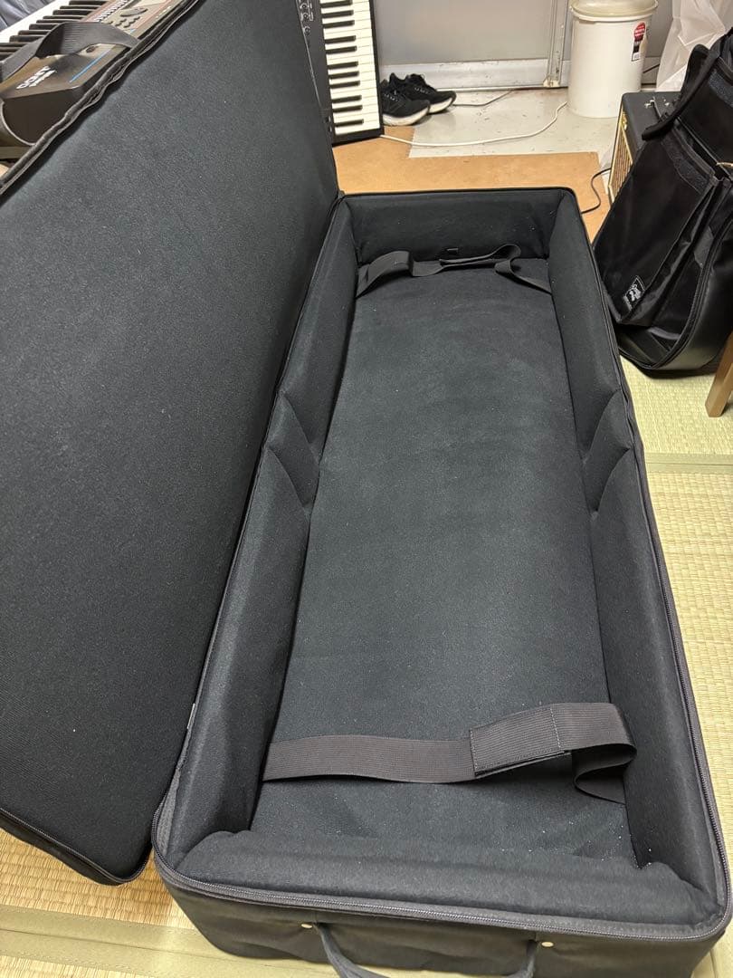 Roland RD-88 純正キャスターケース付き（単品販売もあります！）