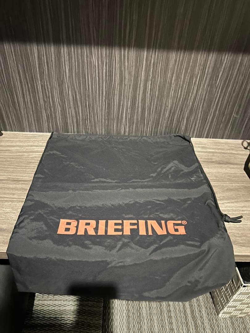 BRIEFING DAY TRIPPER Sショルダーバッグ限定復刻カラー
