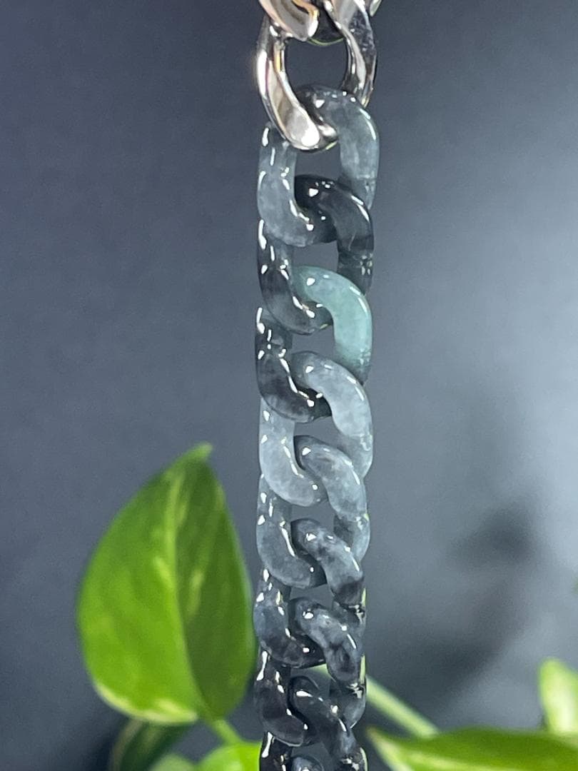 ミャンマー産天然翡翠A貨 黒翡翠(烏鶏) 19cm危除け金運アップ ブレスレット