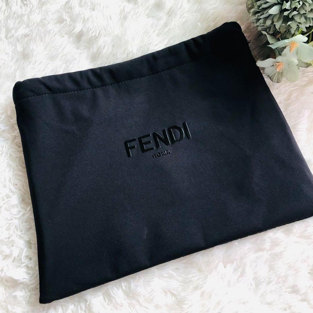 未使用タグ付✨フェンディ 水着 ズッカ FFロゴ ペカン カーキ×ブラック M