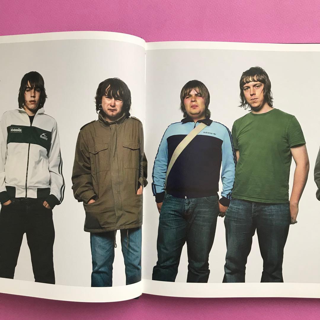 洋書 The Disciples by James Mollison