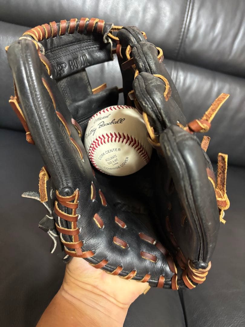 ミズノ　ビクトリーステージ硬式内野手用グラブ